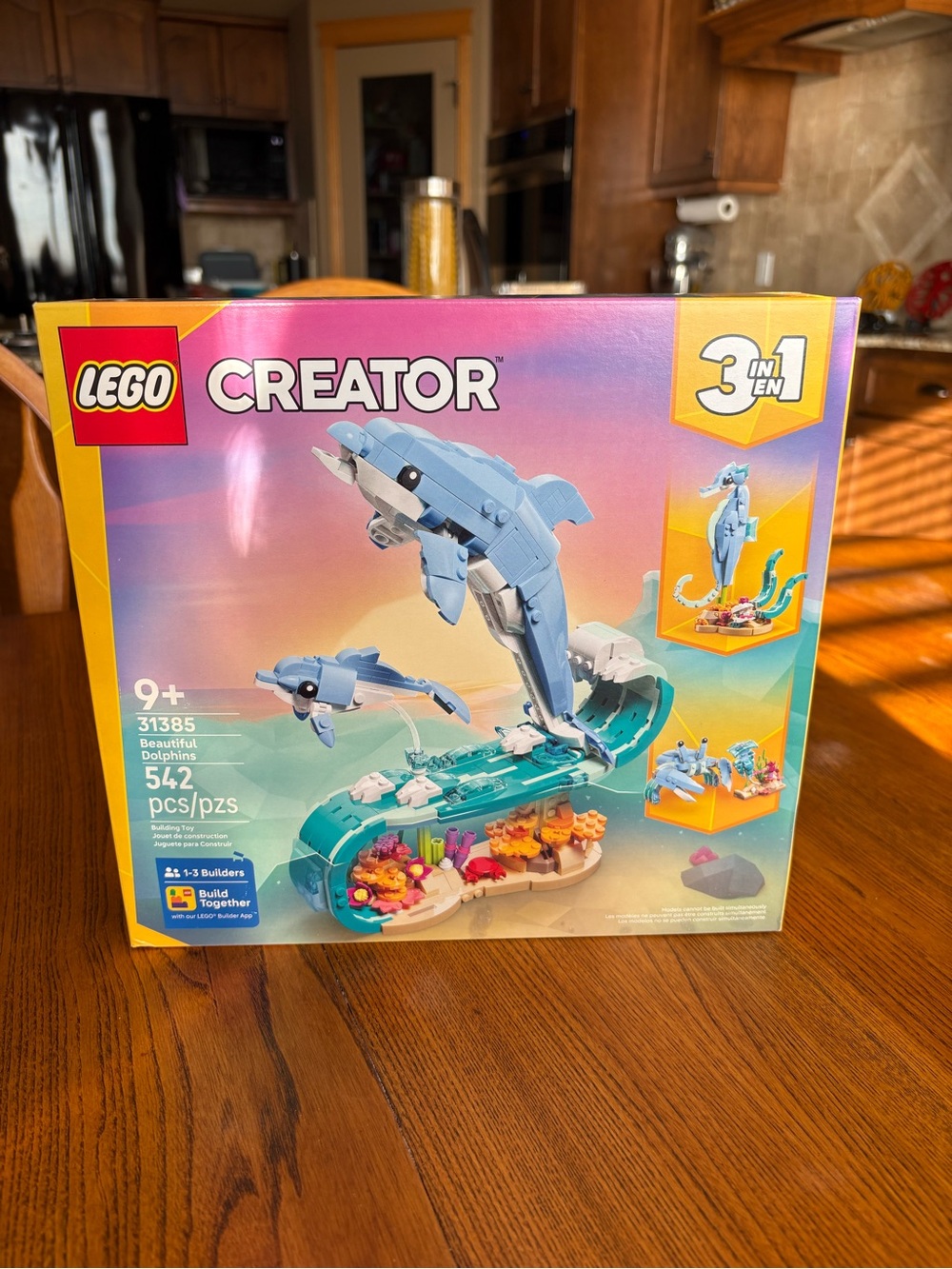 LEGO Creator 3-in-1 Beautiful Dolphins Set
